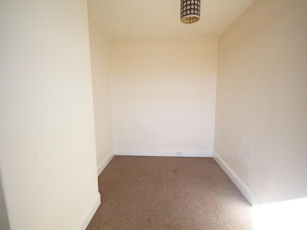 3 bedroom terraced house To Let in Barnoldswick - IMG_2185.jpg